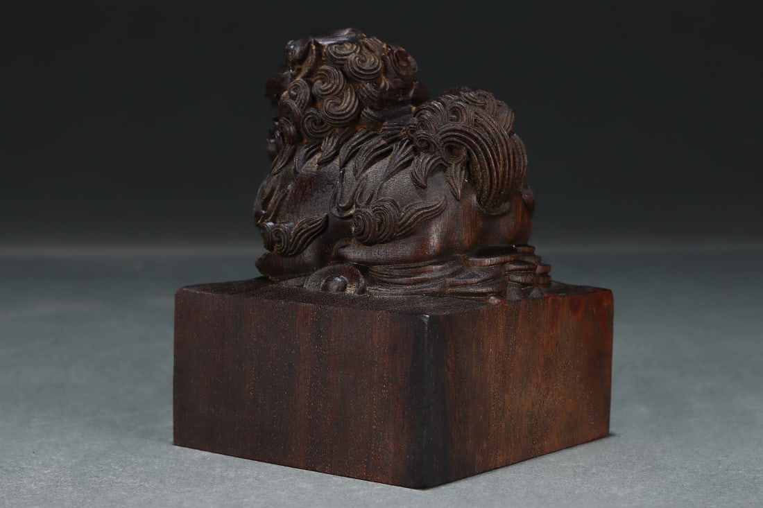 An Exquisite Eaglewood Auspicious Beast Seal - 4
