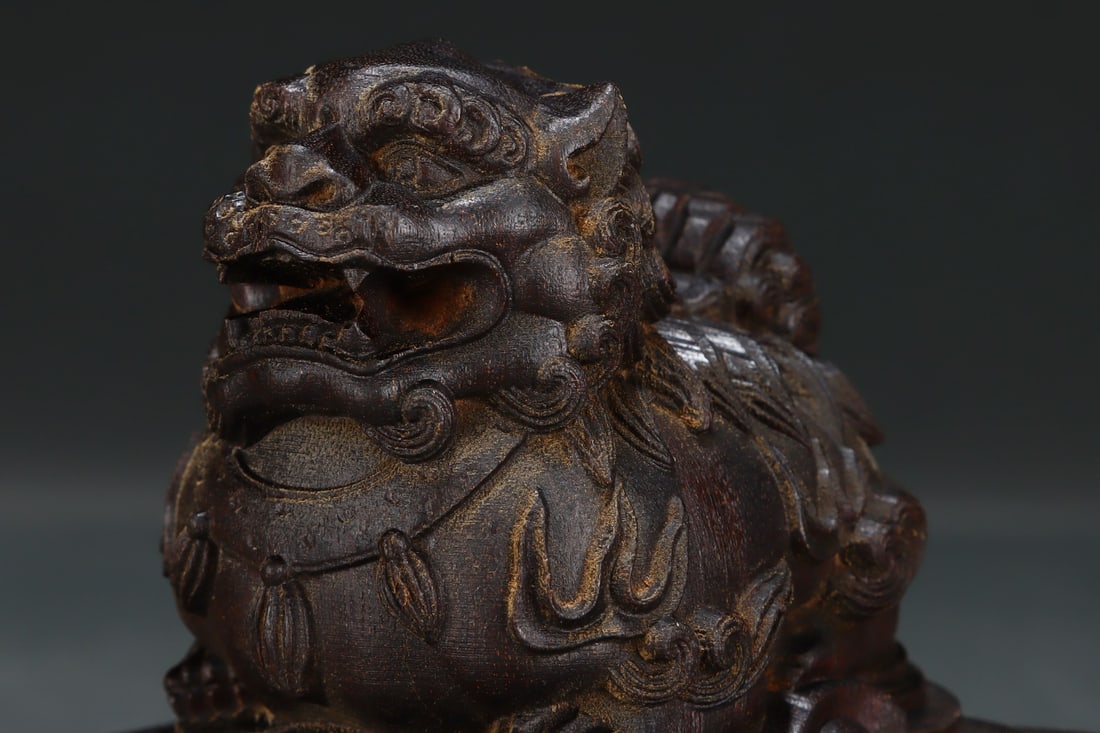An Exquisite Eaglewood Auspicious Beast Seal - 5
