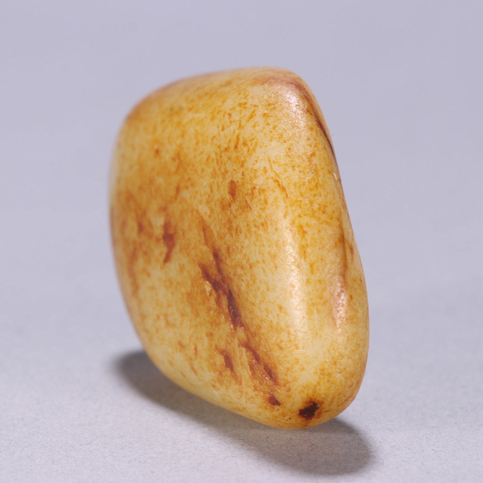 An Exquisite White Jade Ornament - 7