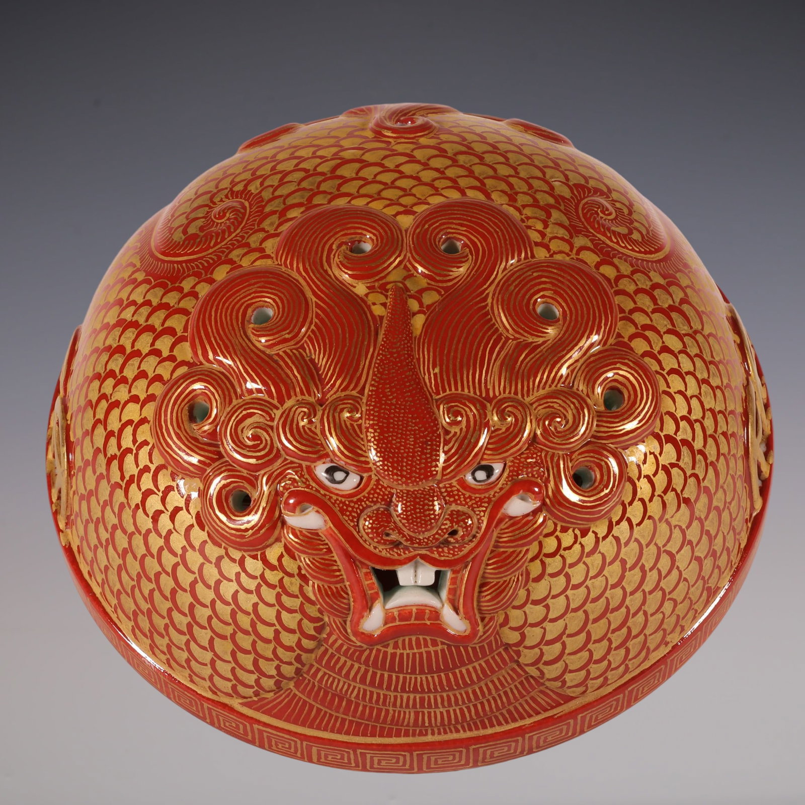 An Exquisite Iron-Red Dragon Pattern Censer - 7
