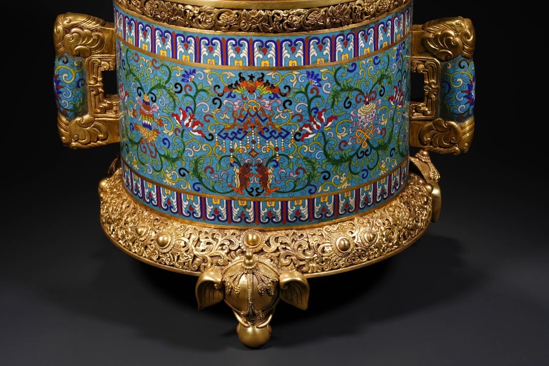 An Exquisite Cloisonne Lotus Pattern Eight Treasures Pattern Double-Ears and Tripod Censer - 2