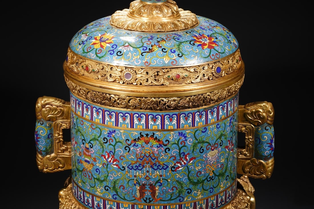An Exquisite Cloisonne Lotus Pattern Eight Treasures Pattern Double-Ears and Tripod Censer - 3
