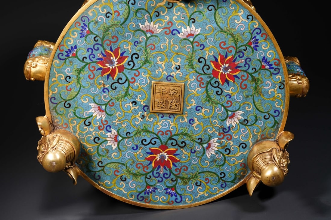 An Exquisite Cloisonne Lotus Pattern Eight Treasures Pattern Double-Ears and Tripod Censer - 9