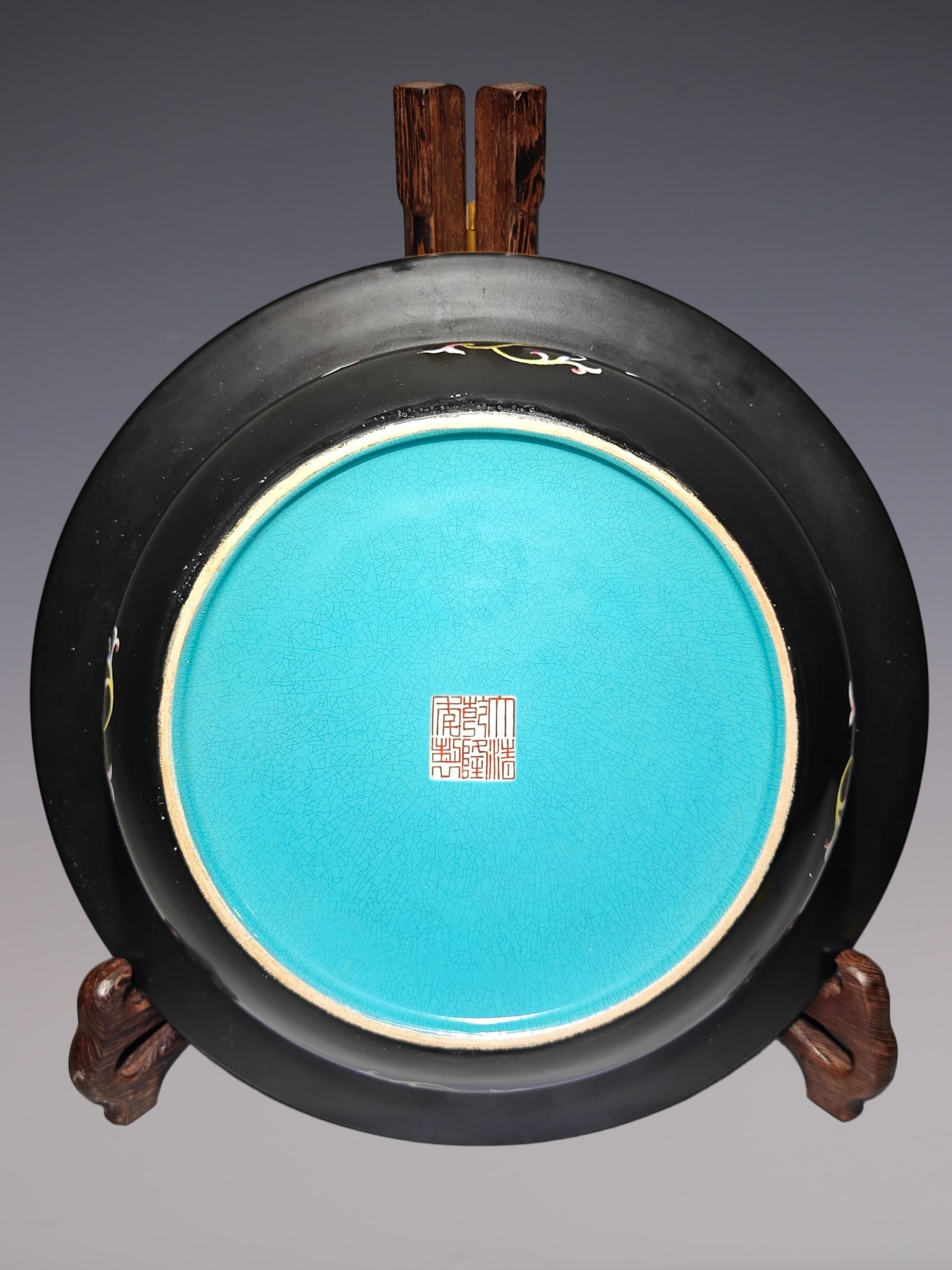 An Exquisite Enamel Lotus Pattern Plate - 9