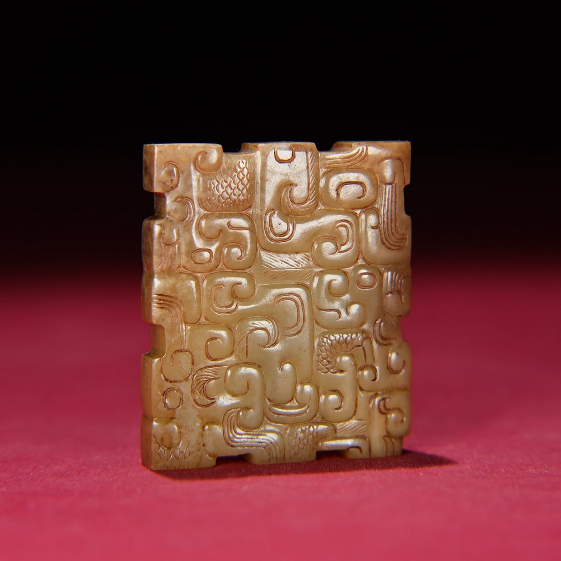 An Exquisite White Jade Pendant - 4