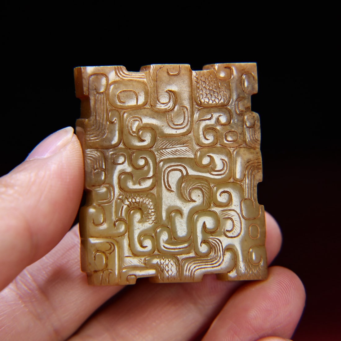 An Exquisite White Jade Pendant - 8