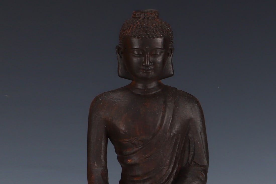 An Exquisite Eaglewood Buddha Statue - 3