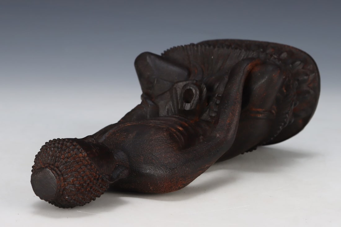 An Exquisite Eaglewood Buddha Statue - 8