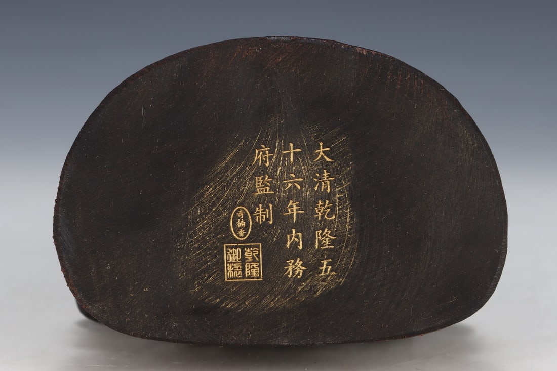 An Exquisite Eaglewood Buddha Statue - 9