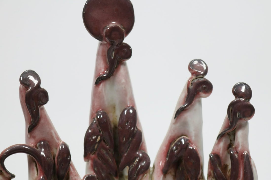 An Exquisite Underglaze-Red Brush Holder - 6