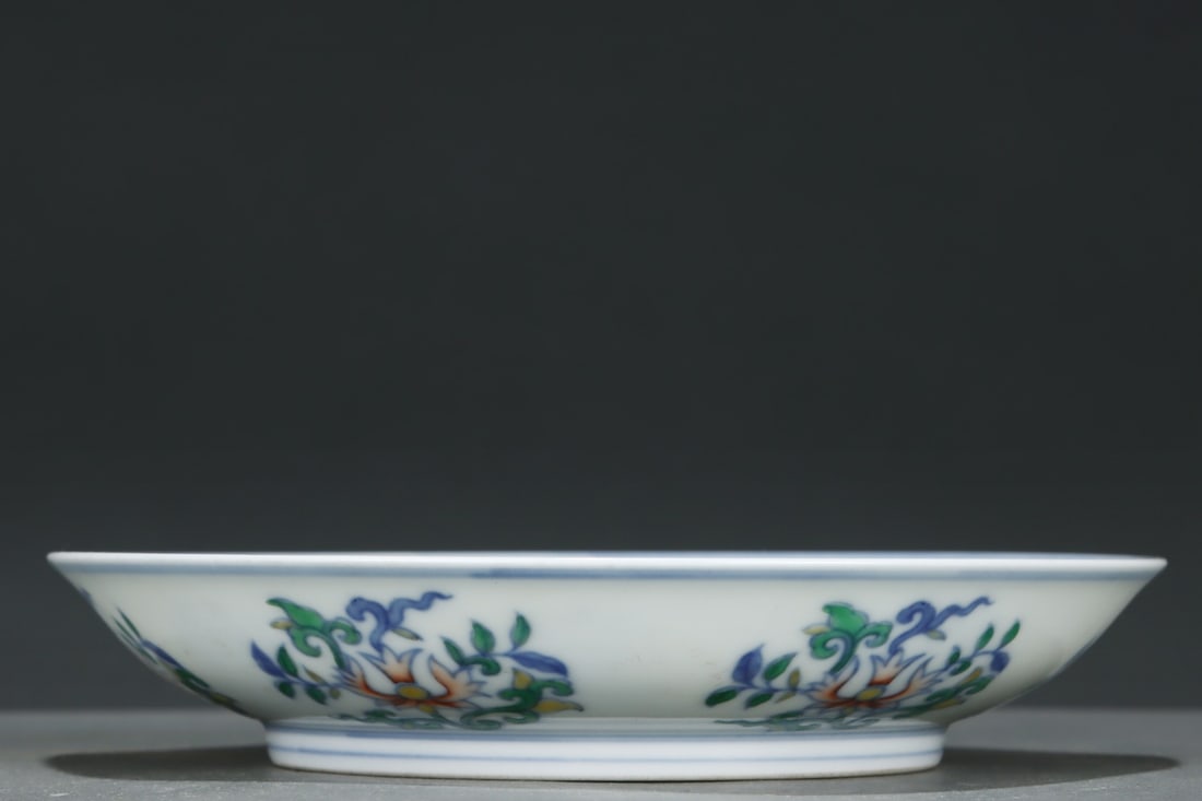 An Exquisite Doucai Eight Treasures Pattern Plate - 9