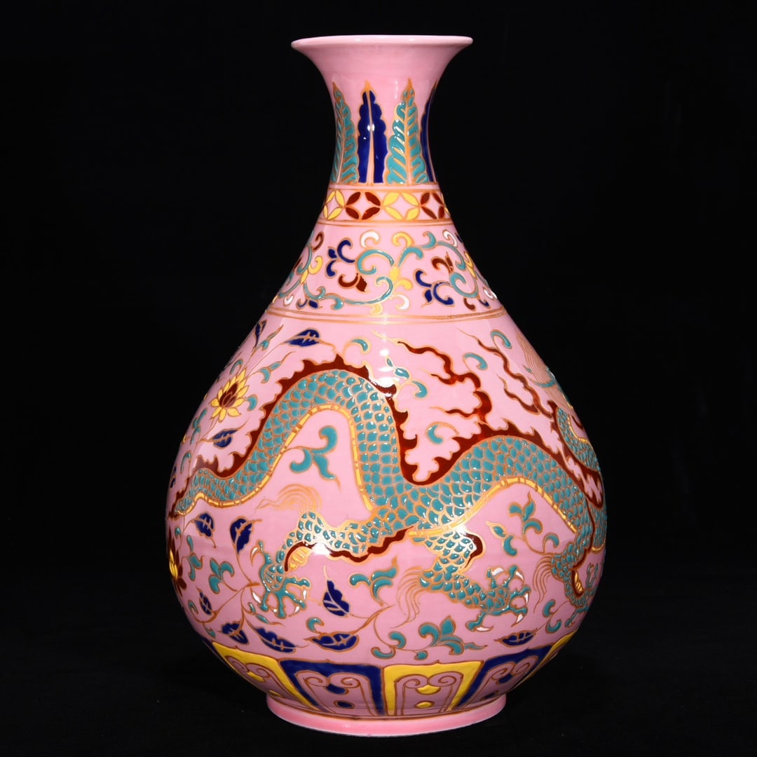 An Exquisite Wucai Dragon and Phoenix Pattern Lotus Pattern Vase - 3