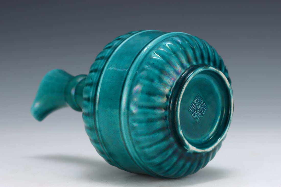 An Exquisite Blue Glazed Vase - 8