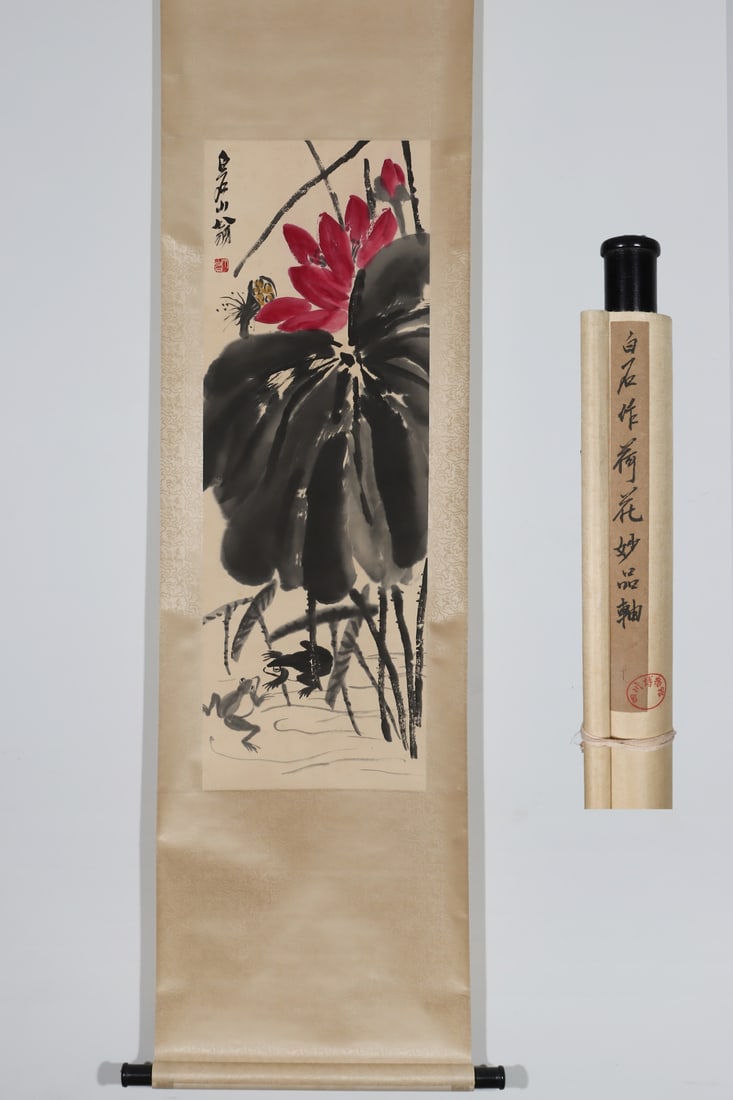A Chinese Vertical Scroll Ink Painting of Flower on Paper: A Chinese Vertical Scroll Ink Painting of Flower on Paper Qi baishi Without frame Size:97.5cmx34cm (The Dimensions Of All Batches Are Manually Measured.If You Need More Detailed Information, Please