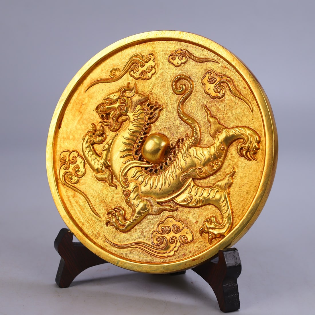 An Exquisite Gilt Bronze Auspicious Beast Pattern Round Mirror - 3