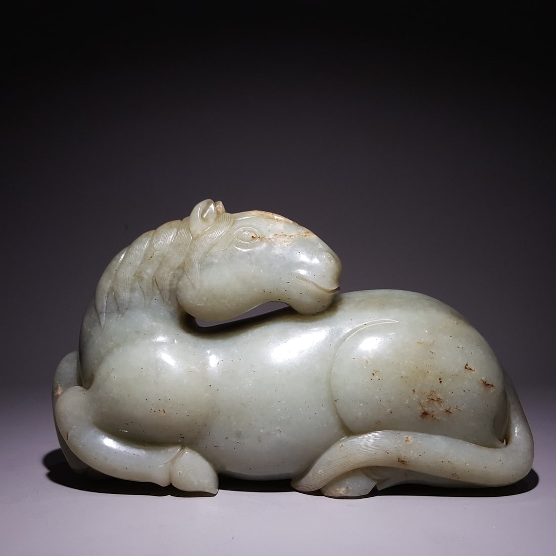 A fine Qing Dynasty Hetian jade horse: Qing Dynasty Hetian Jade Horse SIZE: 15.5x25x8cm W:4133g (The Dimensions Of All Batches Are Manually Measured.If You Need More Detailed Information, Please Contact Our Customer Service Before Bidding.