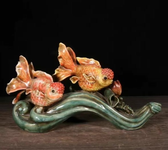 A beautiful late Qing dynasty elegant ornament: A decorative piece of the late Qing dynasty with a lively atmosphere SIZE: L:37cm W:15cm H:20cm (The Dimensions Of All Batches Are Manually Measured.If You Need More Detailed Information, Please