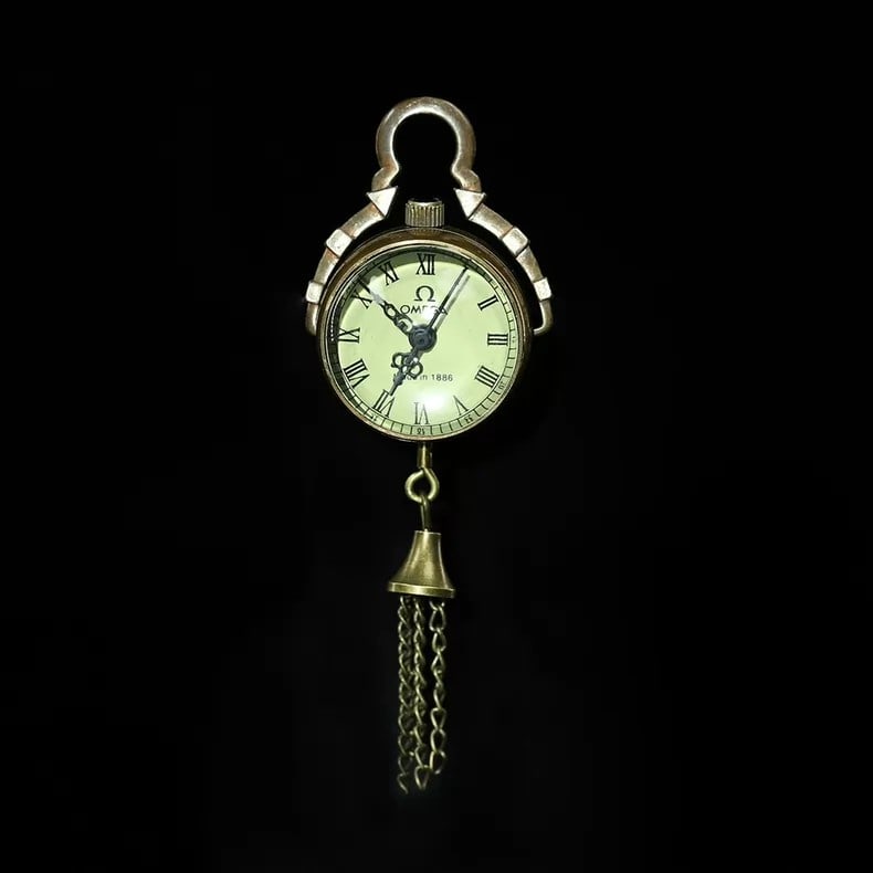 A beautiful crystal ball mechanical pocket watch: Crystal ball mechanical pocket watch SIZE: D:2.6cm W:28g (The Dimensions Of All Batches Are Manually Measured.If You Need More Detailed Information, Please Contact Our Customer Service Before Bidding.