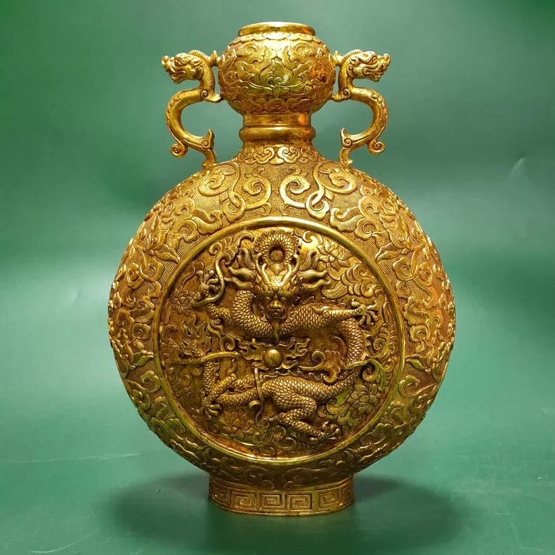 A fine copper gilt double-handled dragon bottle wine pot (1 of 5)