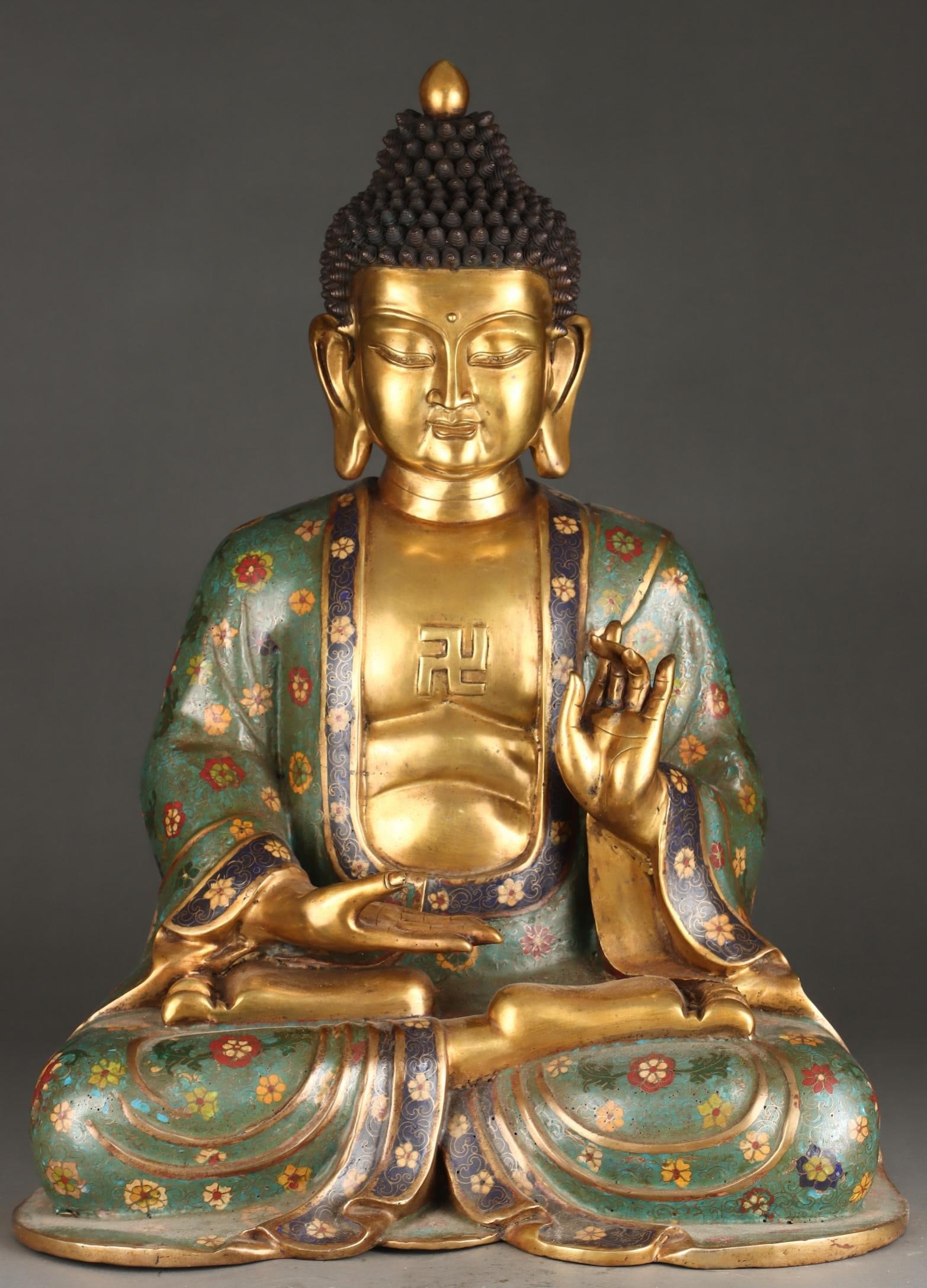A beautiful Qing Dynasty cloisonne cloisonne seated Medicine Buddha statue: Seated Medicine Buddha statue made of red copper cloisonne from the Qing Dynasty SIZE: H:60cm W:44.5cm W:30.4kg (The Dimensions Of All Batches Are Manually Measured.If You Need More Detailed Informati
