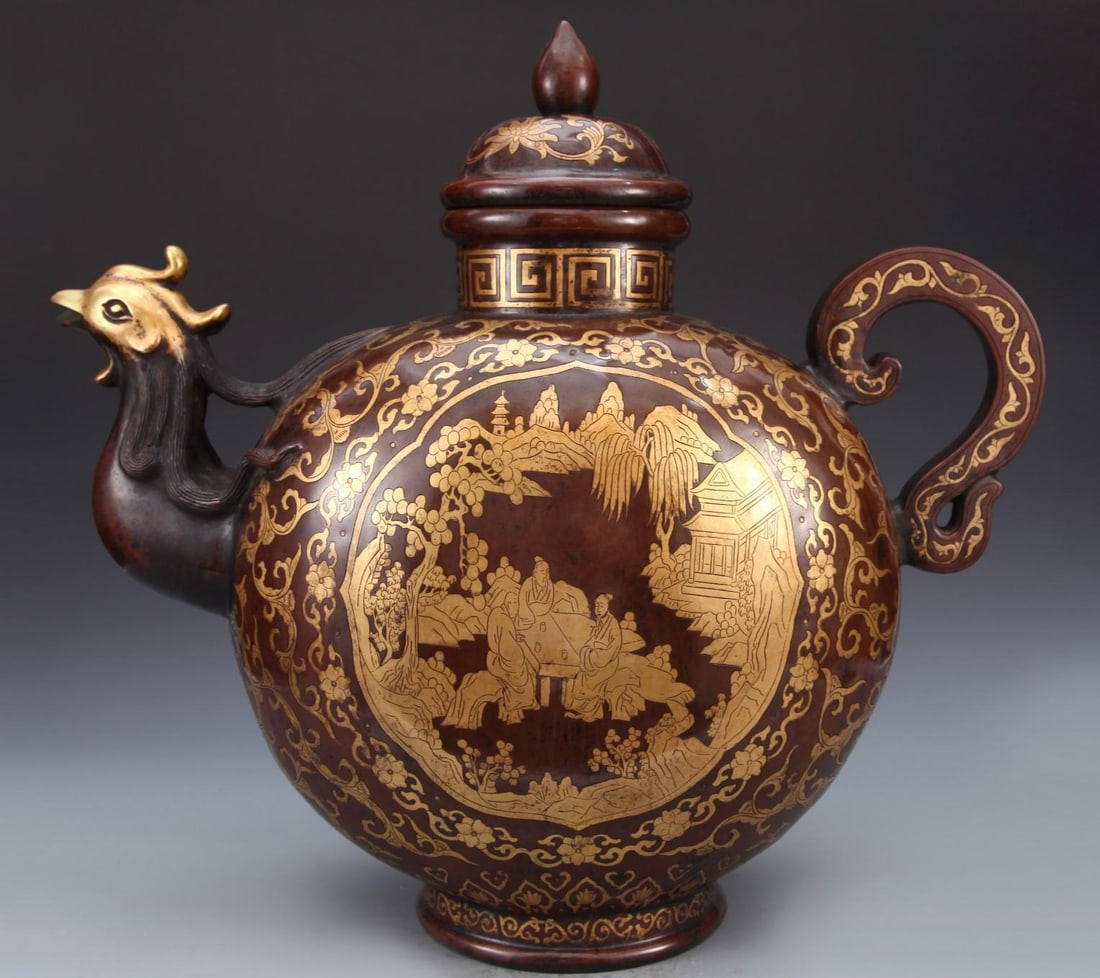 A fine Ming Dynasty gilded phoenix-head teapot with stories of figures: Ming Dynasty gilded figure story painting phoenix-head teapot SIZE: H:58.5cm W:63.5cm W:23.5kg (The Dimensions Of All Batches Are Manually Measured.If You Need More Detailed Information, Please Contac
