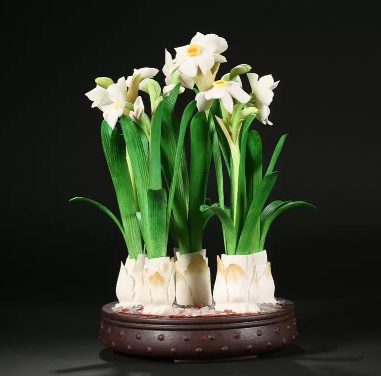 A beautiful late Qing dynasty bone carving masterpiece of narcissus ornaments with purple clay pots: Late Qing Dynasty bone carving fine narcissus, decorative pot with purple clay SIZE: H:29cm W:20cm D:18cm (The Dimensions Of All Batches Are Manually Measured.If You Need More Detailed Information, Pl