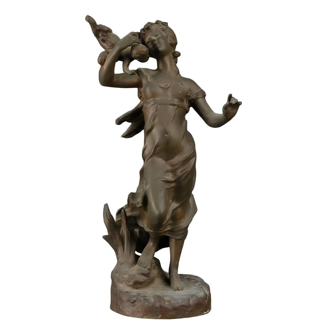 A stunning bronze statue by French modern copper sculptor L. LEROUX: Works by modern French bronze sculptor L. LEROUX Bronze Statue SIZE: H:30cm W:16cm W:3183g (The Dimensions Of All Batches Are Manually Measured.If You Need More Detailed Information, Please Contact Ou