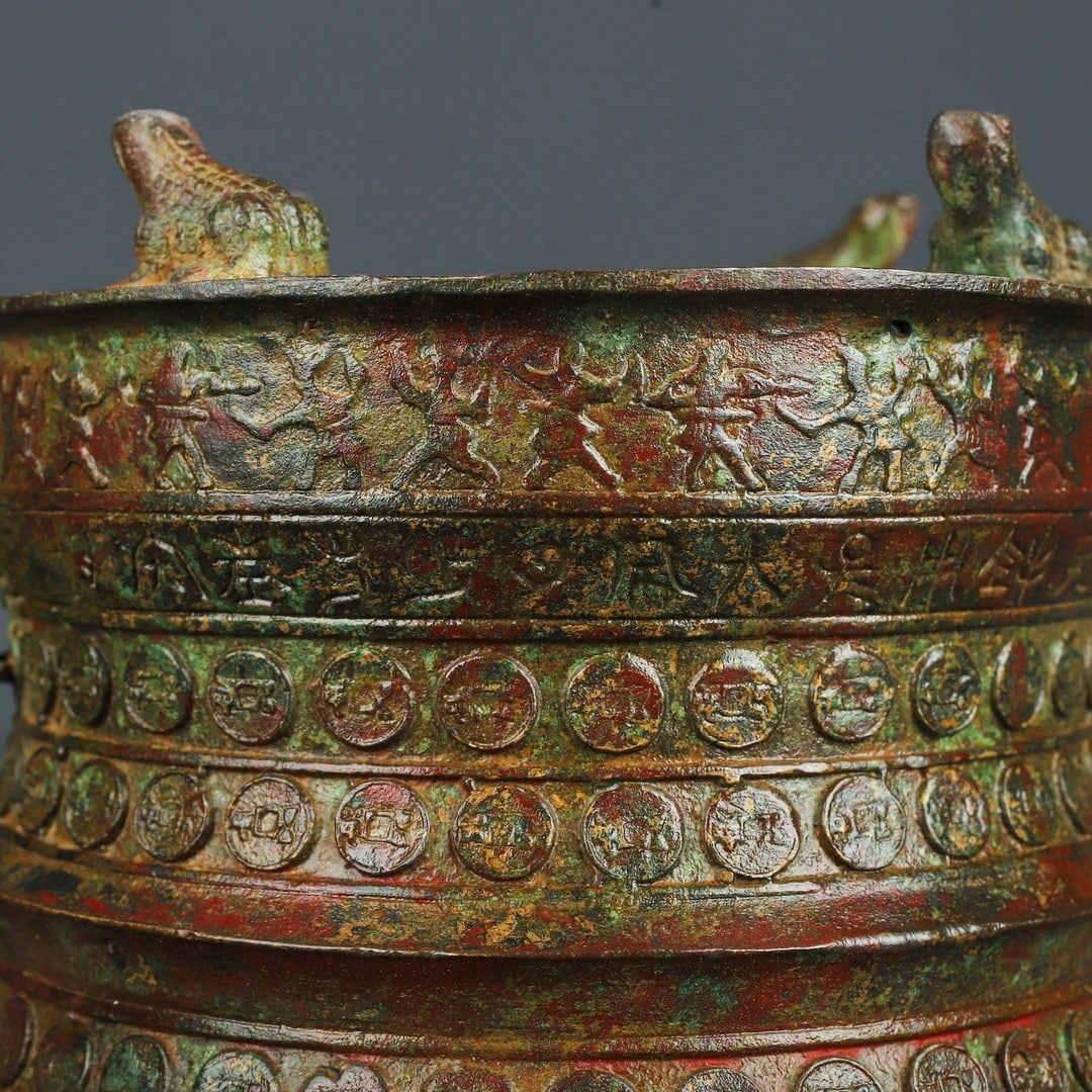 A fine Western Zhou bronze frog drum - 2