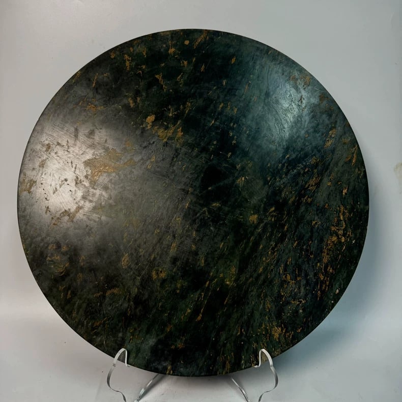 A beautiful Han dynasty jade jade wall - 2