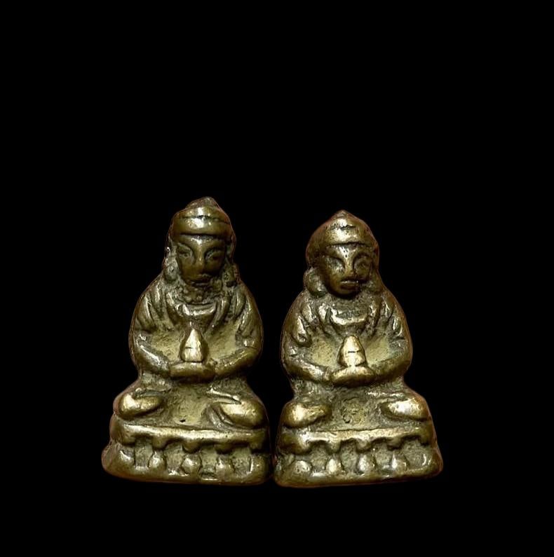 A fine piece of Qing Dynasty Longevity Buddha Small Inch Buddha (1 of 6)