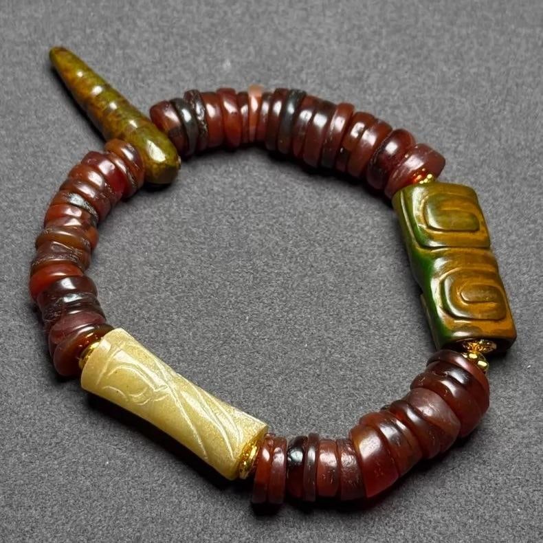 A beautiful Liao Dynasty Ma medicine tablet bead bracelet: Liao Dynasty Ma Yao tablet bead bracelet SIZE: Agate D: 1.0cm (The Dimensions Of All Batches Are Manually Measured.If You Need More Detailed Information, Please Contact Our Customer Service Before Bid