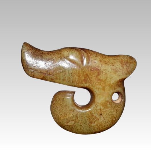 A beautiful Hongshan cultural old river jade dragon: Hongshan Culture's old river polished jade dragon SIZE: 6.5x7cm W:70g (The Dimensions Of All Batches Are Manually Measured.If You Need More Detailed Information, Please Contact Our Customer Service Be