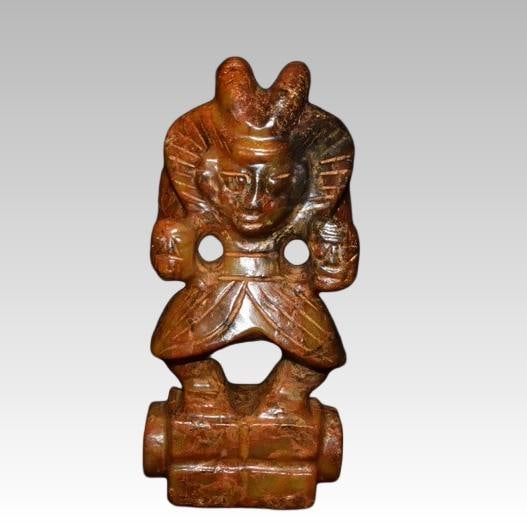 A fine piece of ancient Egyptian jade figurine: The old jade native of Egypt SIZE: H:25cm W:3.49kg (The Dimensions Of All Batches Are Manually Measured.If You Need More Detailed Information, Please Contact Our Customer Service Before Bidding.)