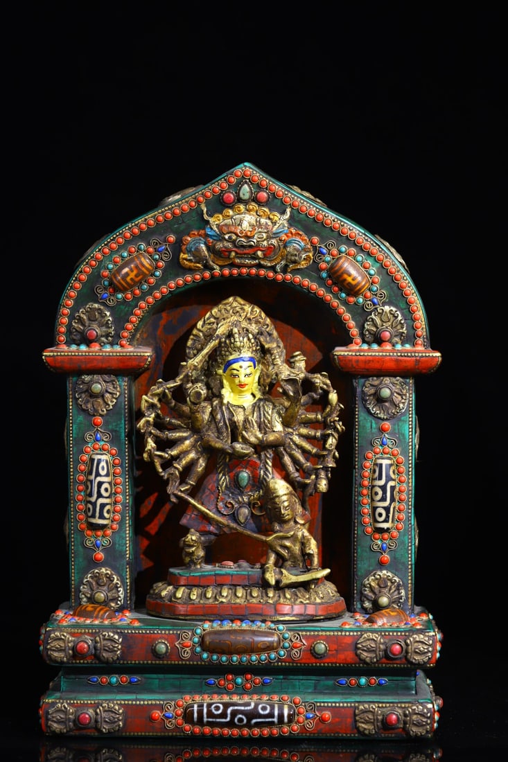 An Exquisite Wood Inlaid Gems Dzi Bead Niche: An Exquisite Wood Inlaid Gems Dzi Bead Niche Qing Dynasty, China Size:31cmx21cm Weight:2880g (The Dimensions Of All Batches Are Manually Measured.If You Need More Detailed Information, Please Contact