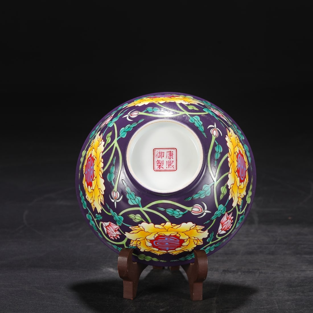 An Exquisite Enamel Lotus Pattern Bowl - 6
