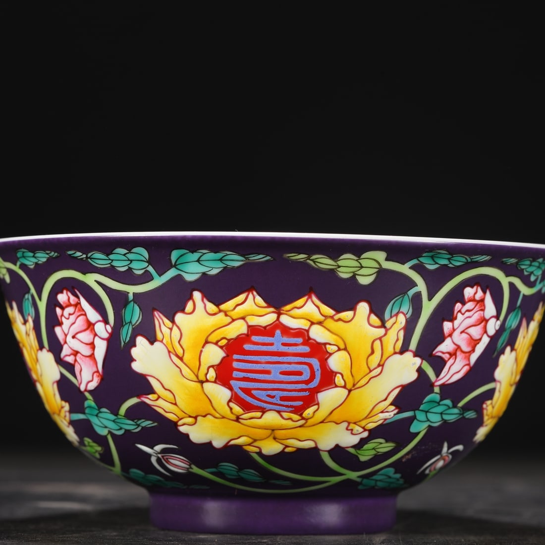 An Exquisite Enamel Lotus Pattern Bowl - 8