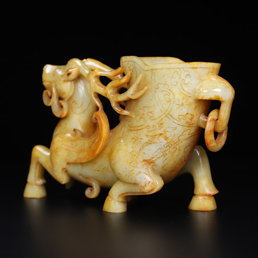 An Exquisite White Jade Deer-Shaped Cup - 8