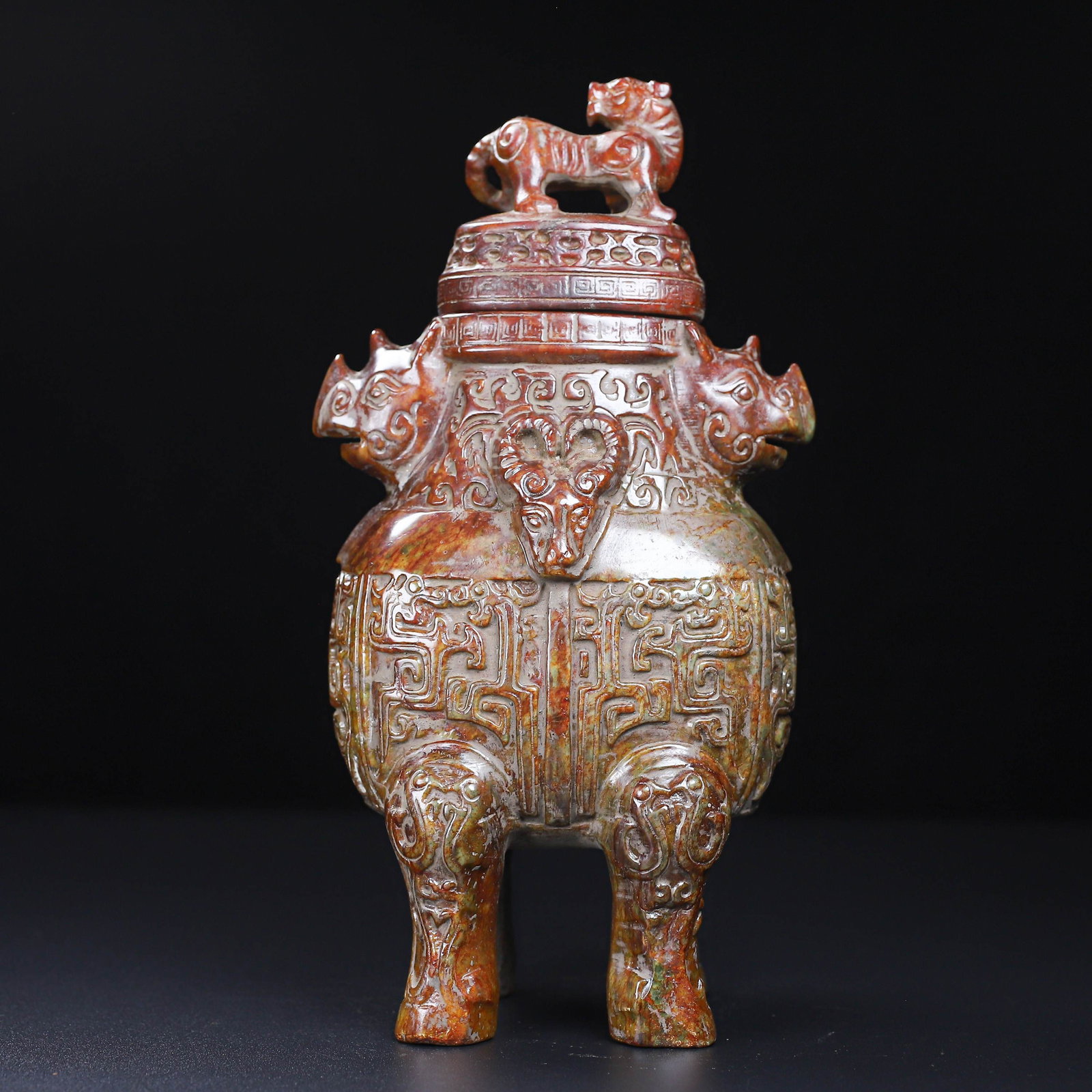 An Exquisite White Jade Rhinoceros Pattern Vase - 2