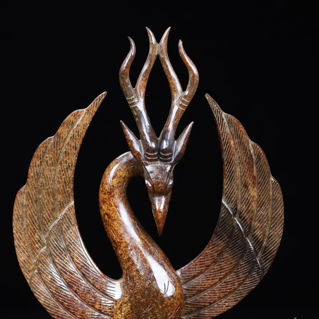 An Exquisite White Jade Phoenix Ornament - 2