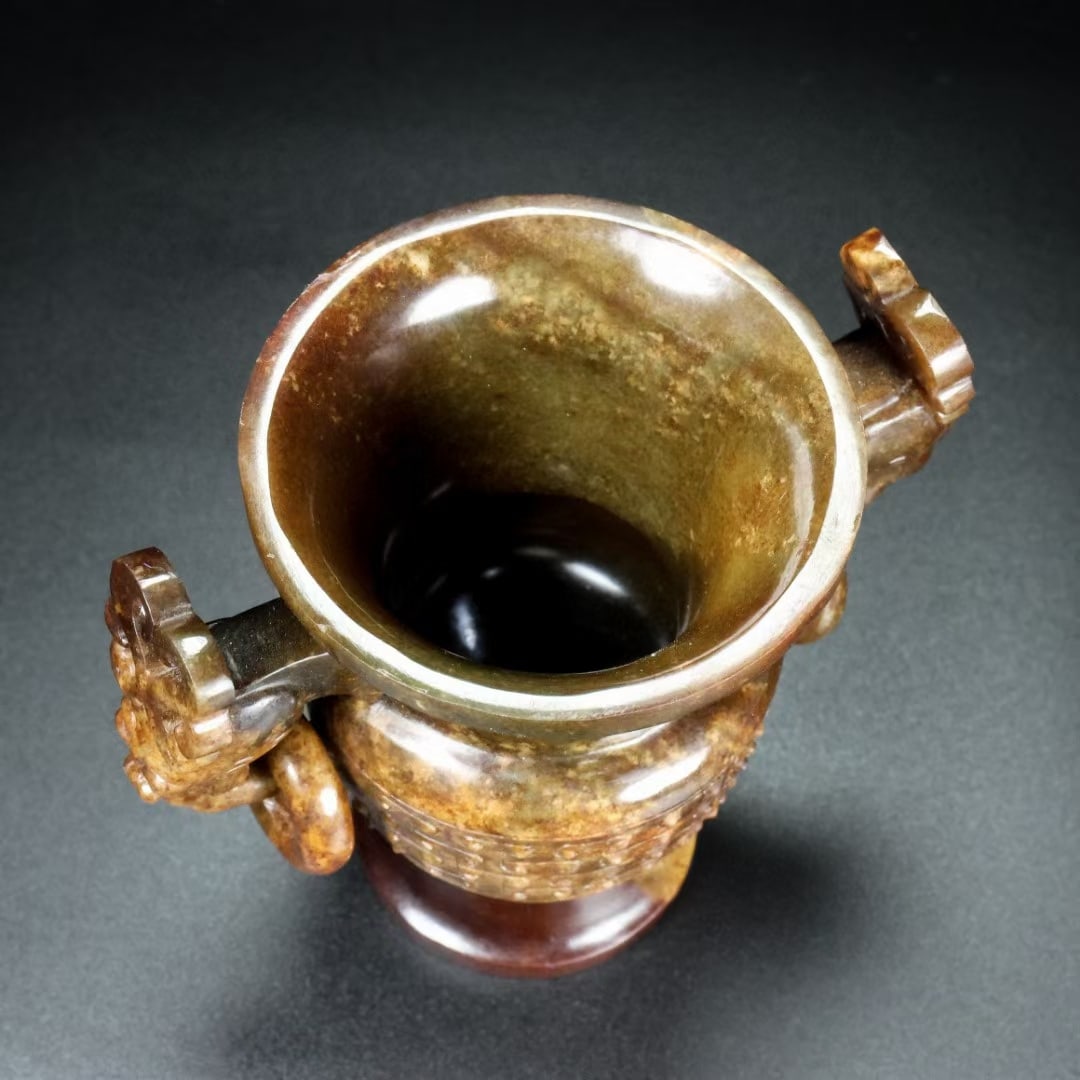 An Exquisite White Jade Double-Ears Goblet - 2