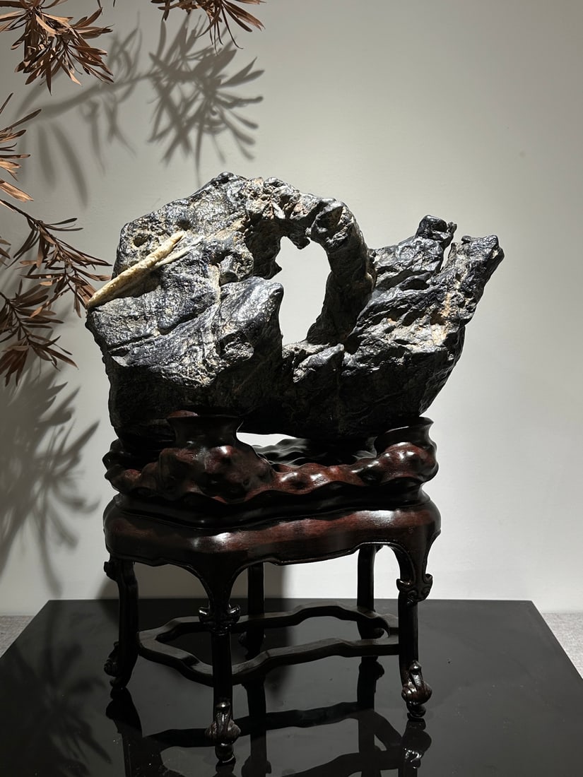 An Exquisite Lingbi Stone Ornament - 6
