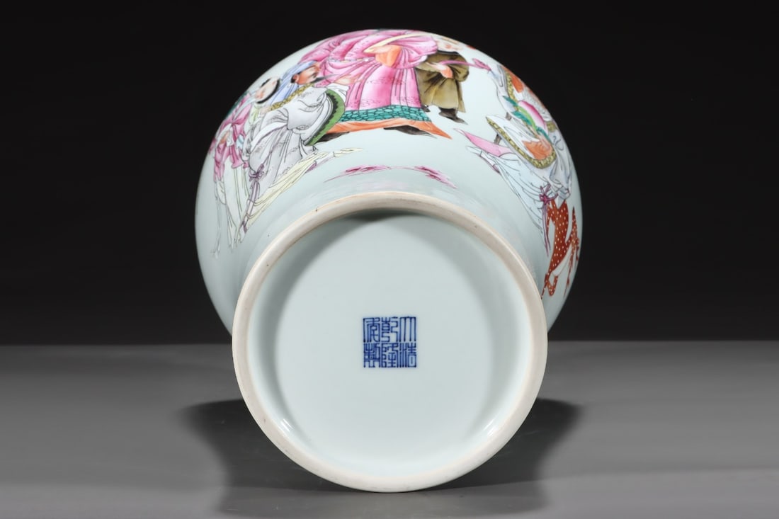 An Exquisite Famille-Rose Painted Gold Character and Story Pattern with poem Vase - 4