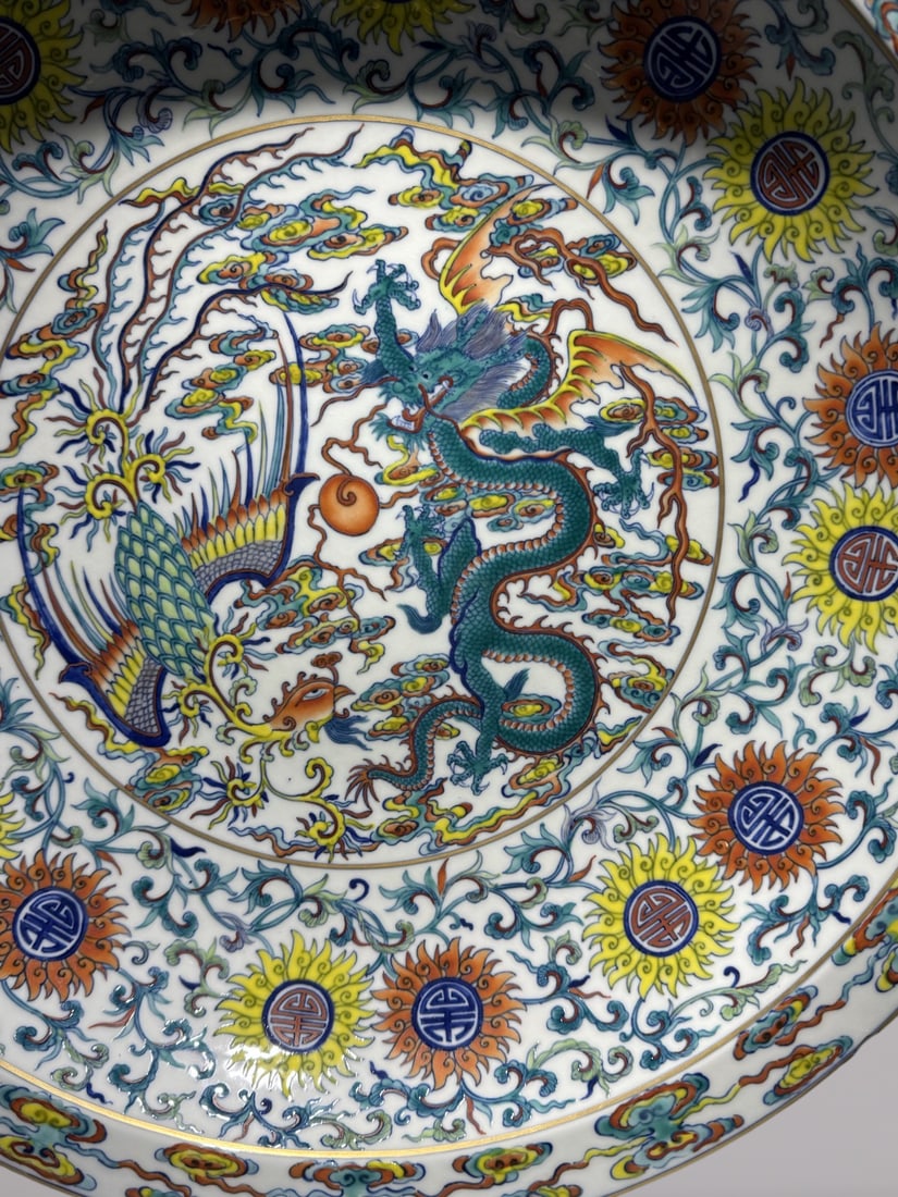 An Exquisite Doucai Dragon and Phoenix Pattern Lotus Pattern Plate - 3