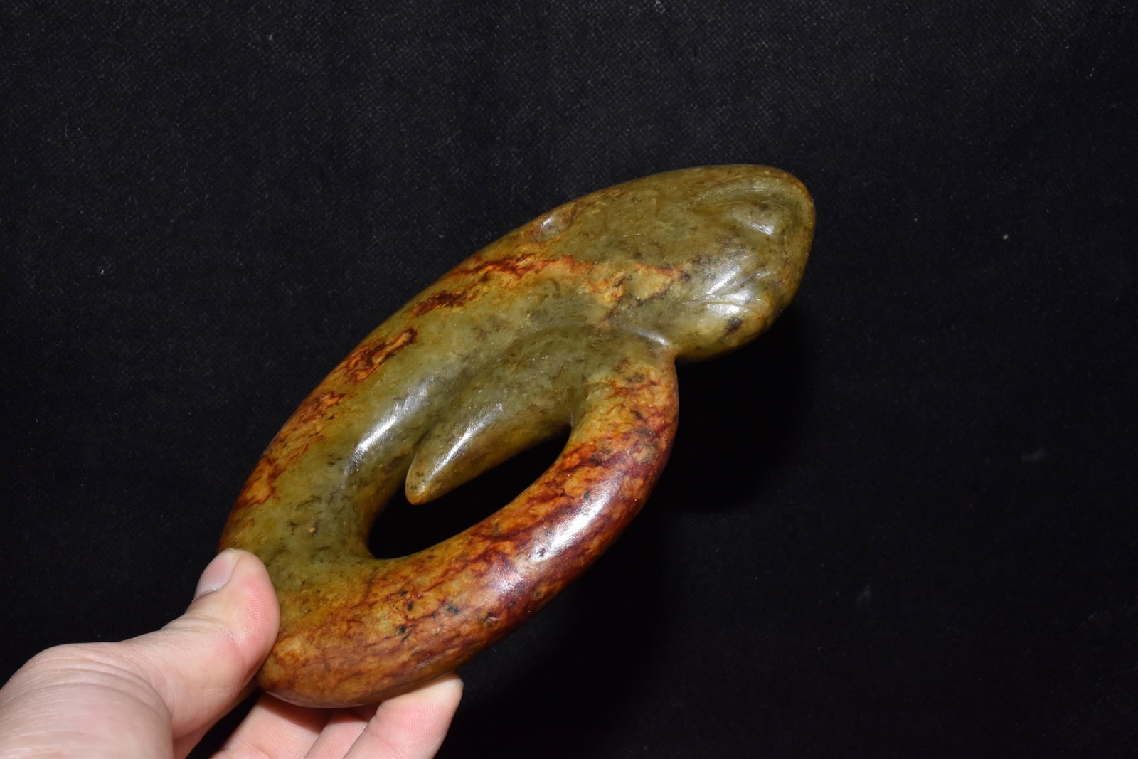 An Exquisite Hemo Jade Ornament - 3