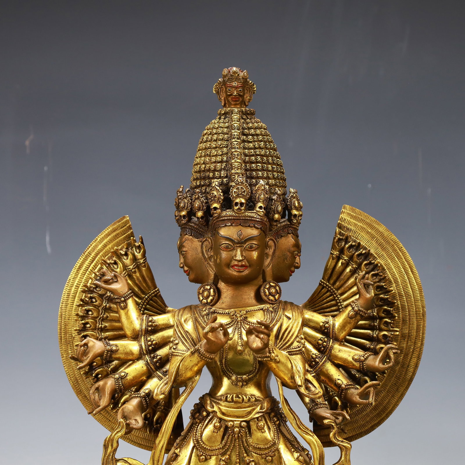 A Exquisite Gilt Bronze Buddha statue - 2