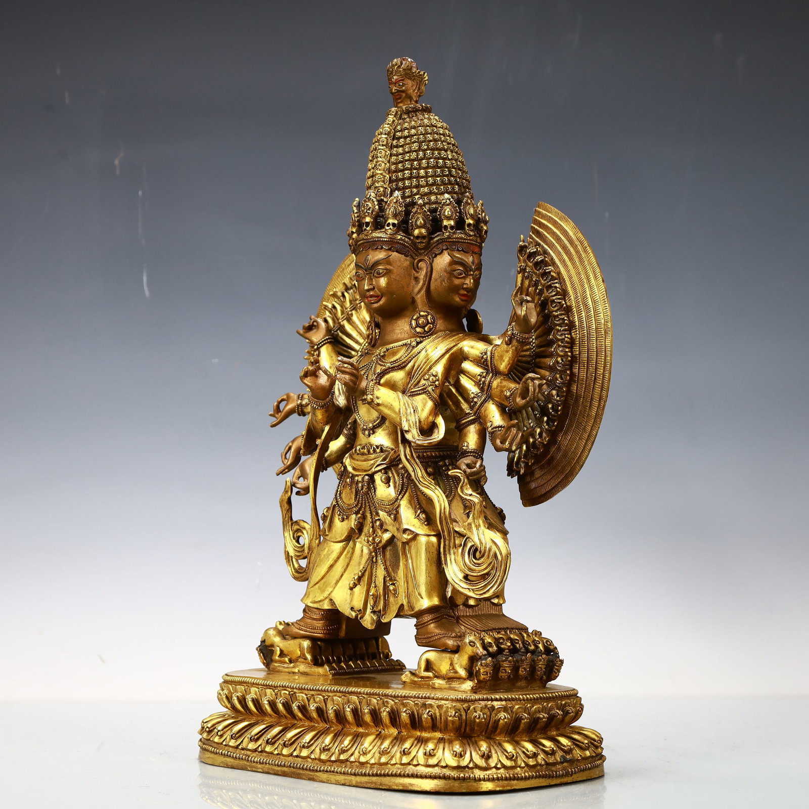 A Exquisite Gilt Bronze Buddha statue - 4