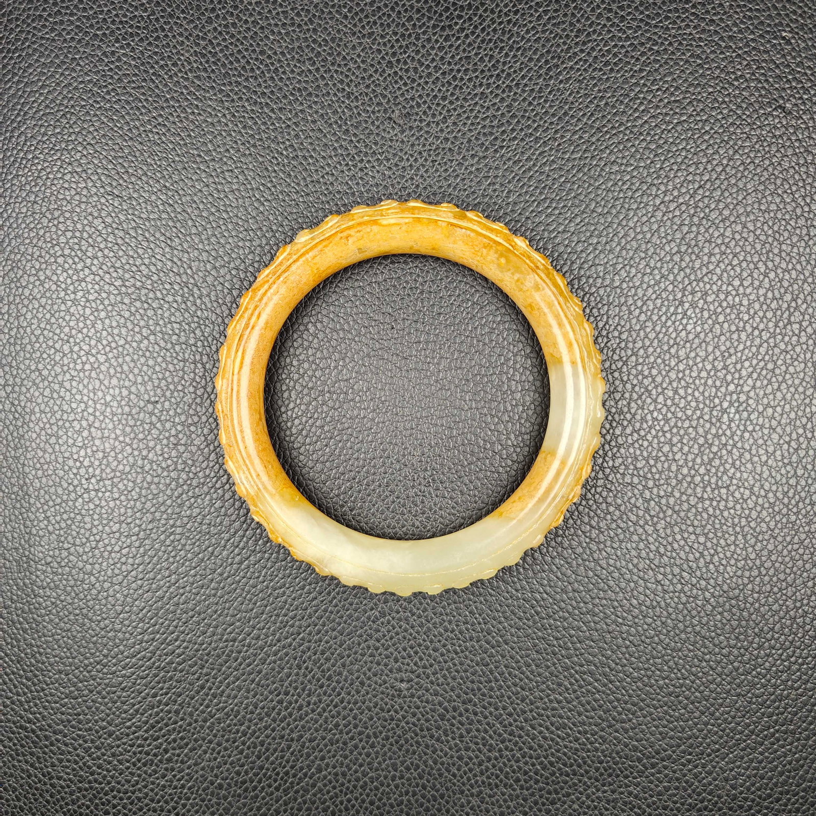 An Exquisite White Jade Bracelets - 9