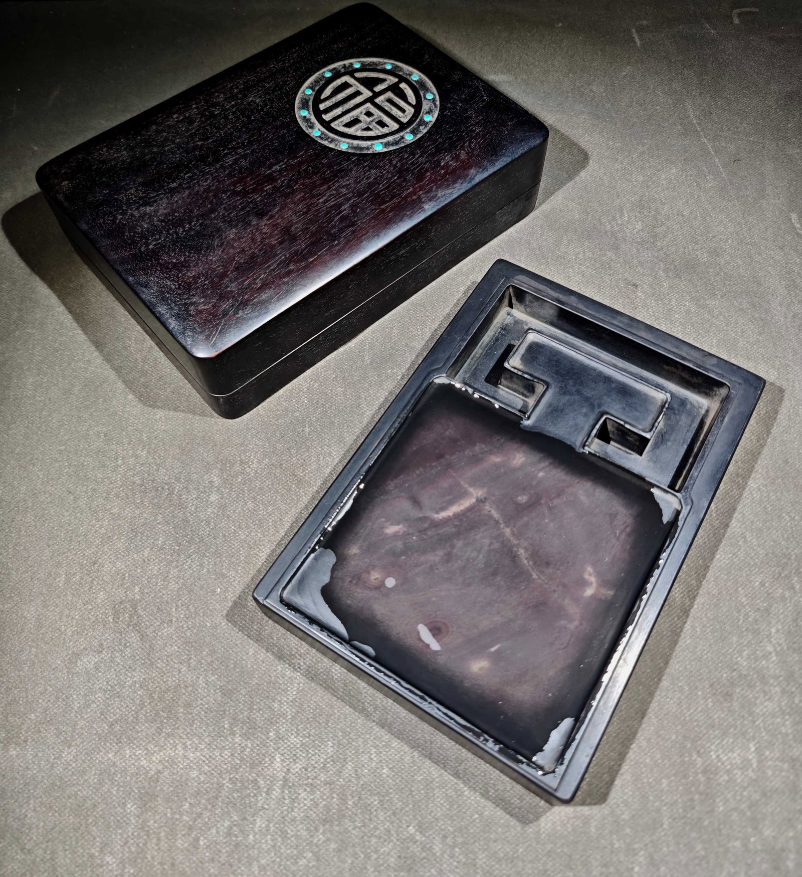 An Exquisite Banana Leaf Pattern with poem Inkstone - 2