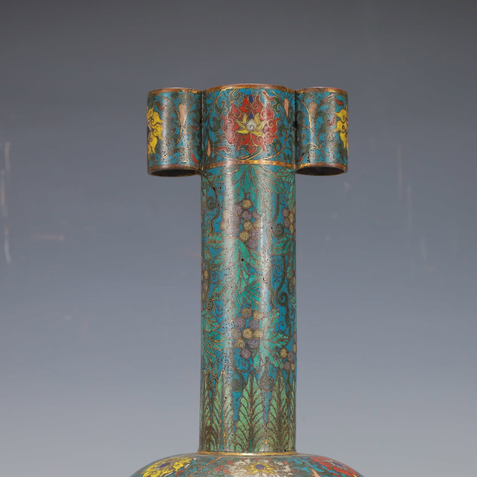 A Exquisite Cloisonne Lotus Pattern Double-Ears Vase - 2