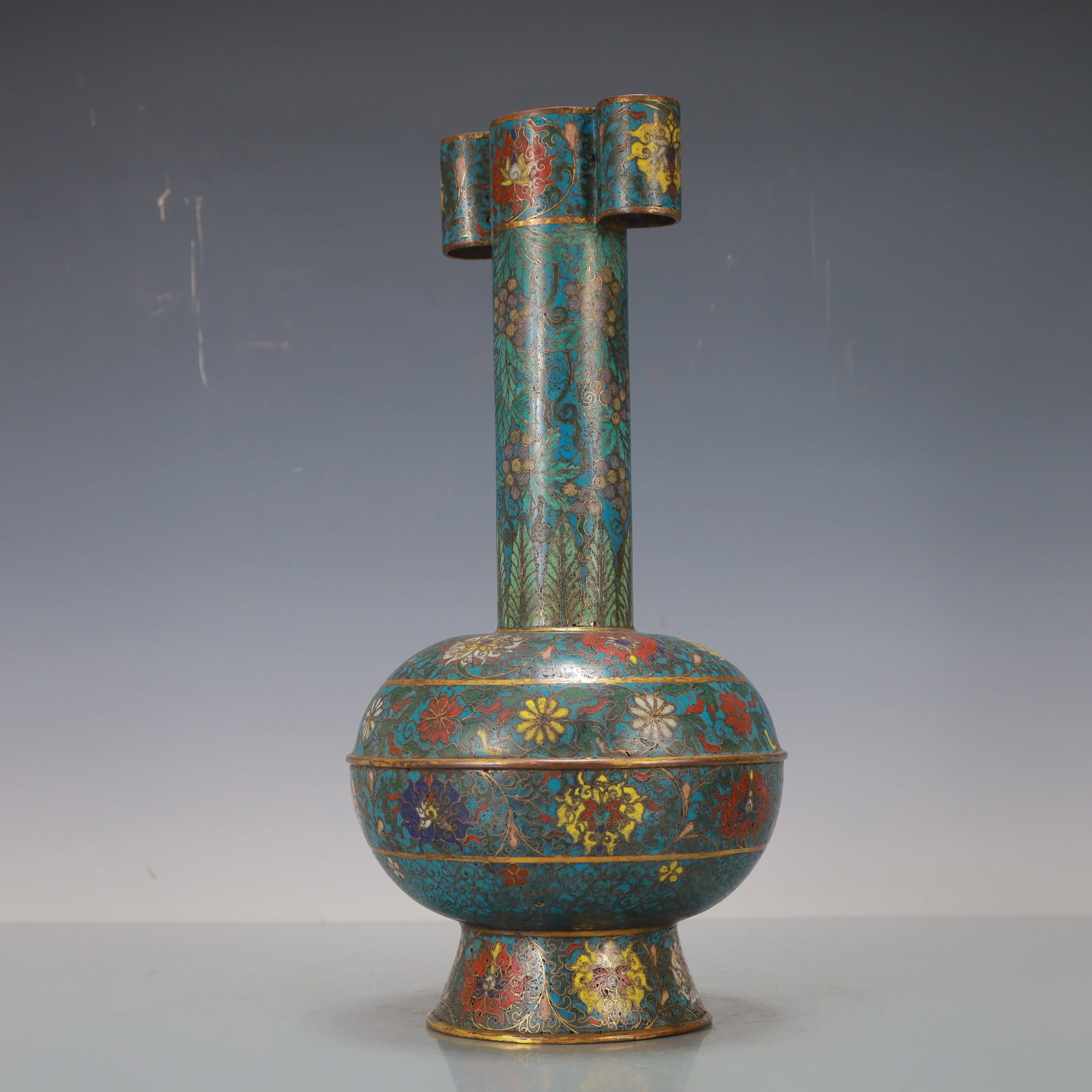 A Exquisite Cloisonne Lotus Pattern Double-Ears Vase - 4